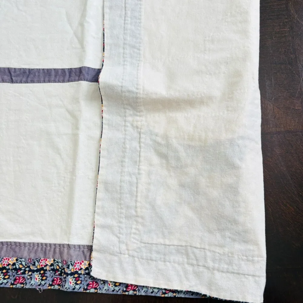 VTG Handmade Patchwork Star Quilt Table Topper Cream Lavender 34X34 Cottagecore